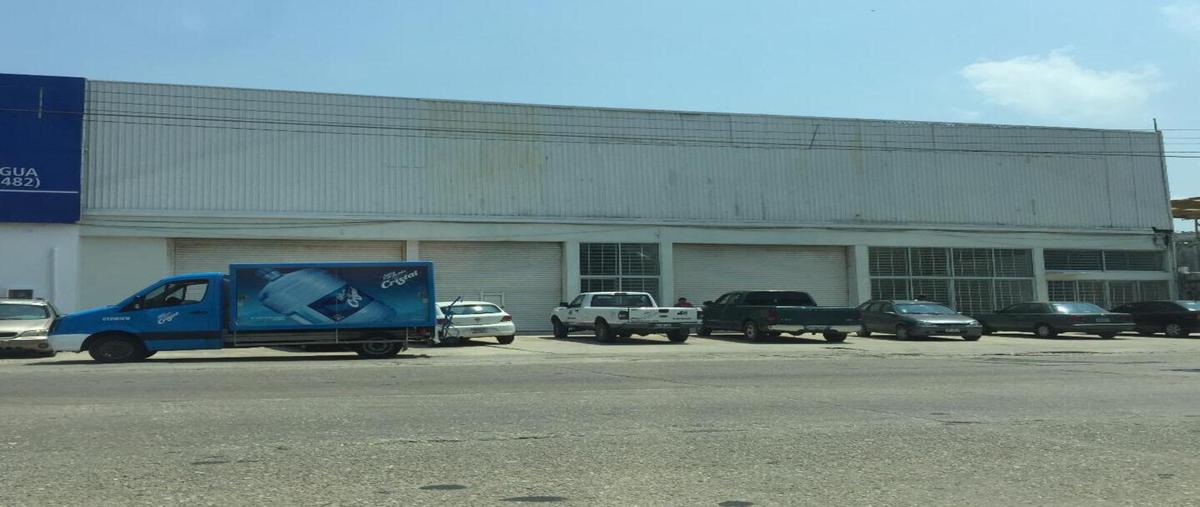 Foto de bodega en renta en transístmica #1203-c frente a la ford , las américas, coatzacoalcos, veracruz de ignacio de la llave, 25053962 No. 01