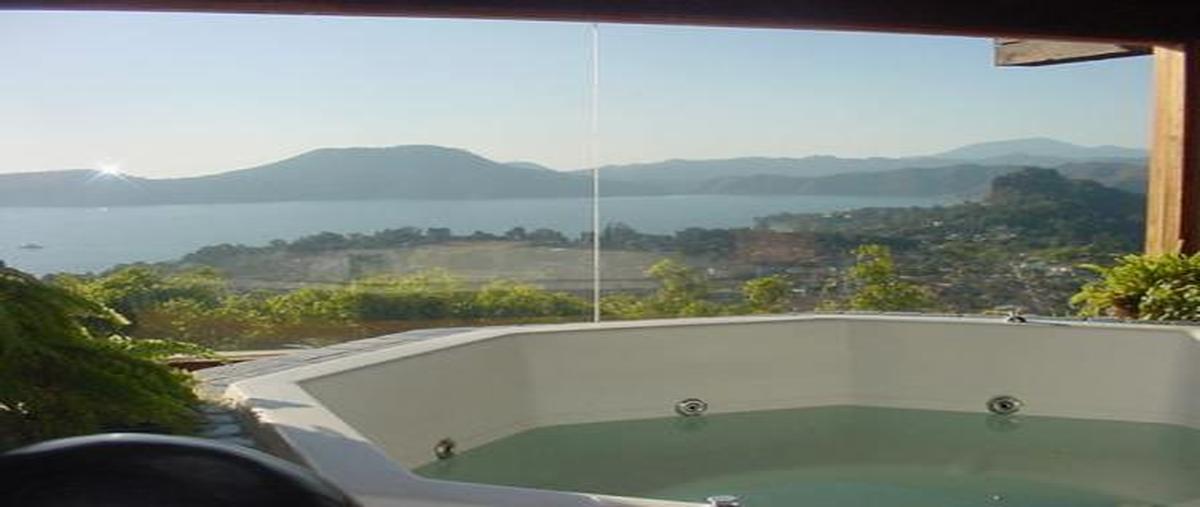 Foto de casa en , valle de bravo, valle de bravo, méxico, 0 foto 02 Foto de casa en renta en , valle de bravo, valle de bravo, méxico, 0 No. 02