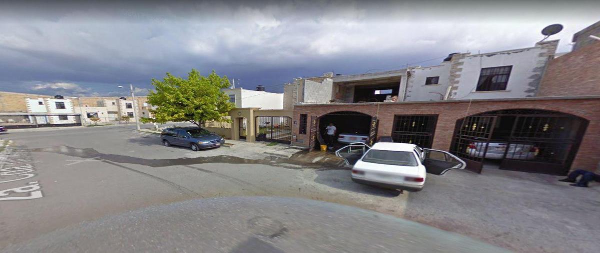 Foto de casa en venta en  , valle de las flores popular, saltillo, coahuila de zaragoza, 0 No. 03