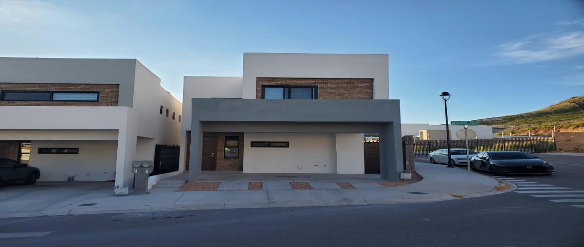Foto de casa en venta en  , valle escondido, chihuahua, chihuahua, 30340367 No. 01