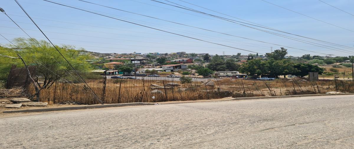 Foto de terreno habitacional en venta en veracruz , loma alta, tecate, baja california, 30248514 No. 01