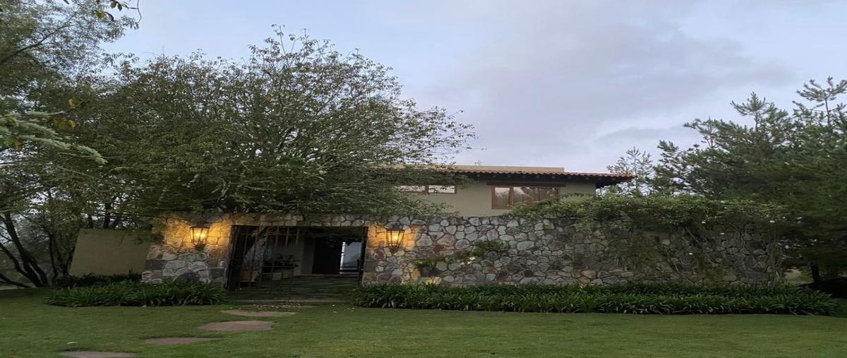 Foto de casa en venta en villa de las piedrotas , los espinos, tapalpa, jalisco, 29372902 No. 01
