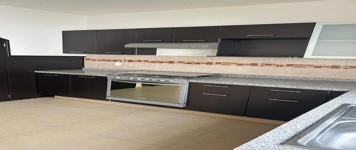 Foto de casa en venta en  , villa toscana, toluca, méxico, 0 No. 04