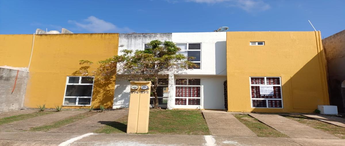 Foto de casa en condominio en venta en  , villas de san martín, coatzacoalcos, veracruz de ignacio de la llave, 25953316 No. 01