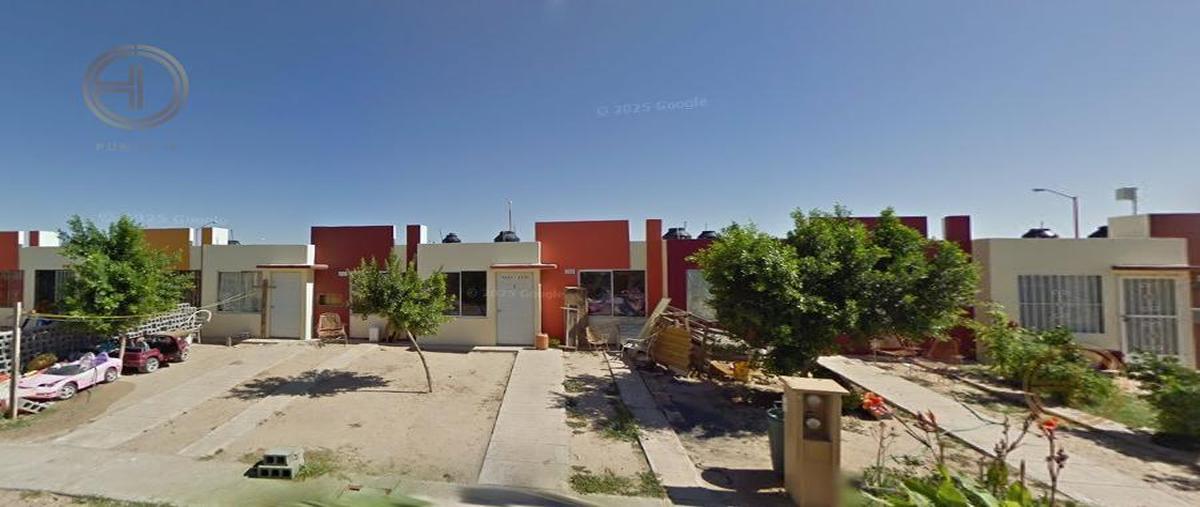 Foto de casa en venta en  , villas de san miguel, nuevo laredo, tamaulipas, 0 No. 05