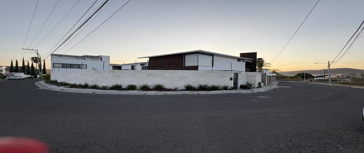 Foto de casa en venta en  , villas del mesón, querétaro, querétaro, 0 No. 03