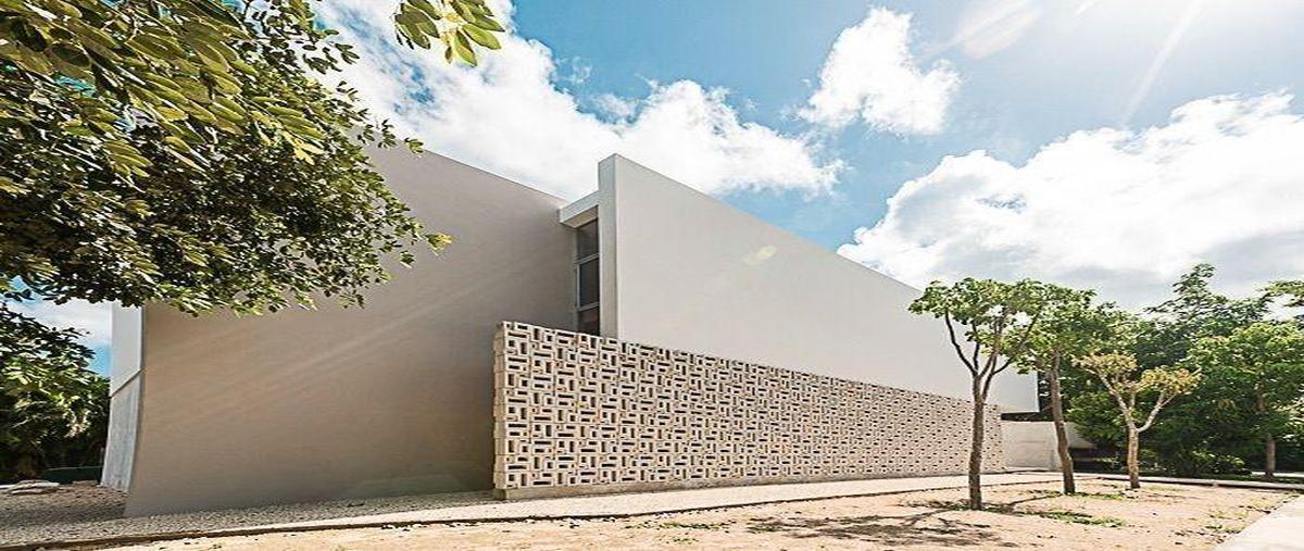 Foto de casa en , yucatán country club, mérida, yucatán, 30147541 foto 01 Foto de casa en venta en , yucatán country club, mérida, yucatán, 30147541 No. 01