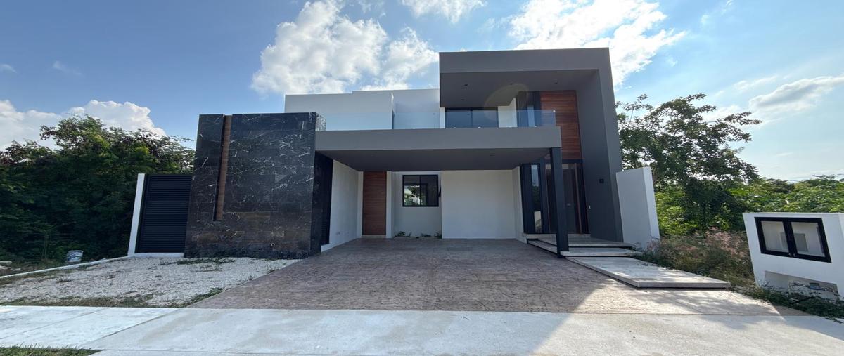 Foto de casa en , yucatán country club, mérida, yucatán, 30334606 foto 01 Foto de casa en venta en , yucatán country club, mérida, yucatán, 30334606 No. 01
