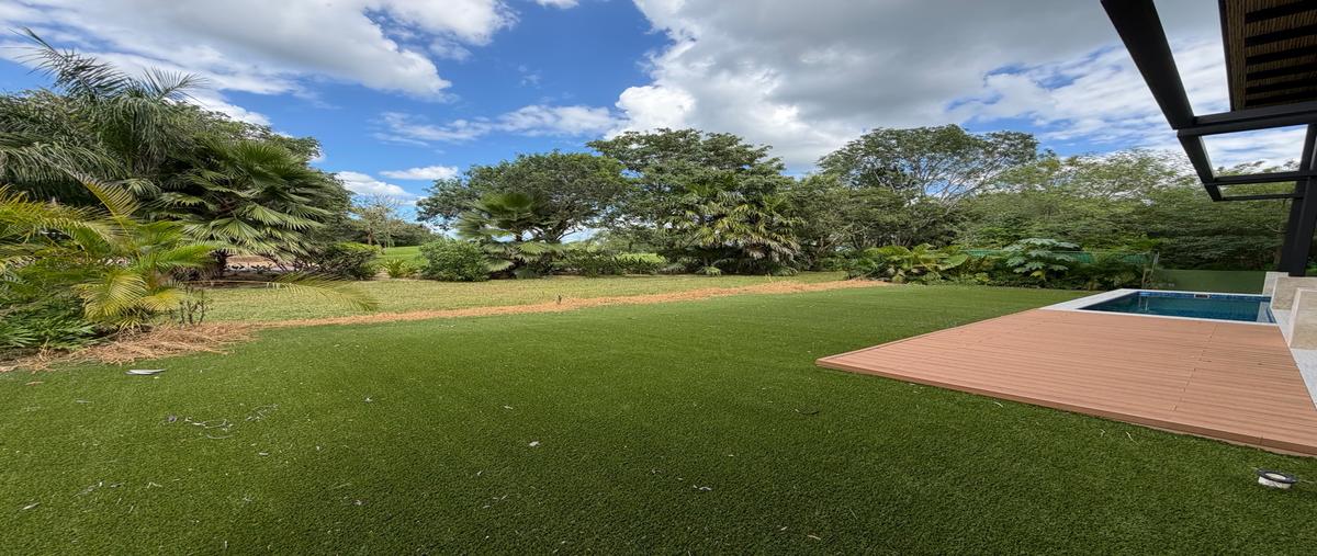 Foto de casa en , yucatán country club, mérida, yucatán, 30468076 foto 02 Foto de casa en venta en , yucatán country club, mérida, yucatán, 30468076 No. 02