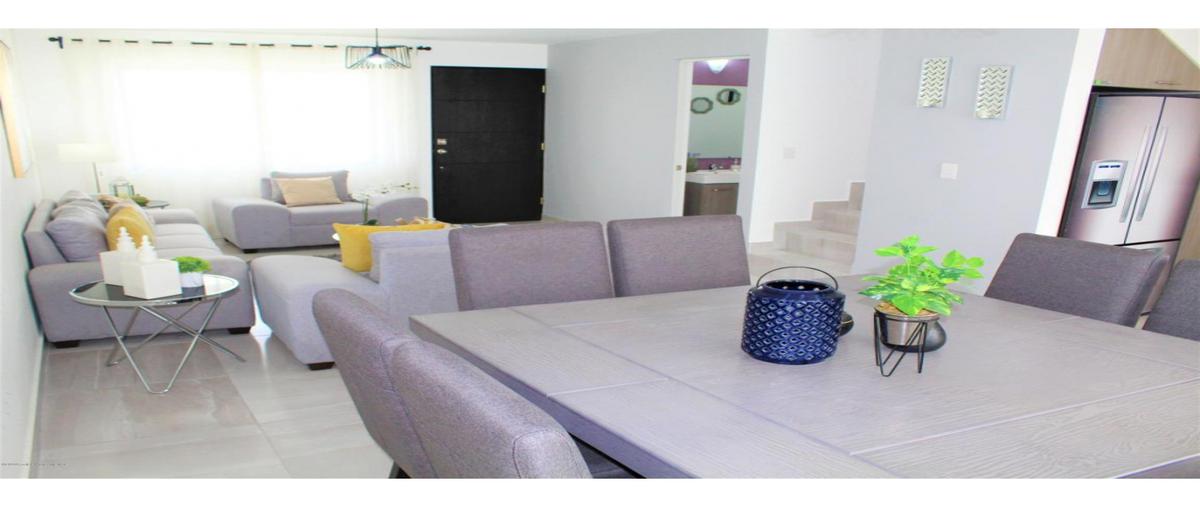 Foto de casa en venta en  , zakia, el marqués, querétaro, 0 No. 03