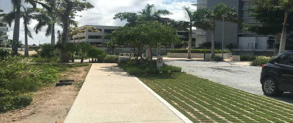 Foto de terreno habitacional en venta en  , zona hotelera, benito juárez, quintana roo, 0 No. 03