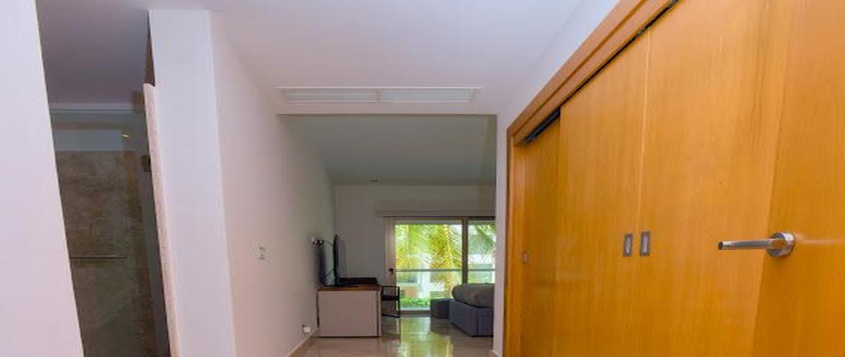 Foto de departamento en venta en  , zona hotelera, benito juárez, quintana roo, 0 No. 03