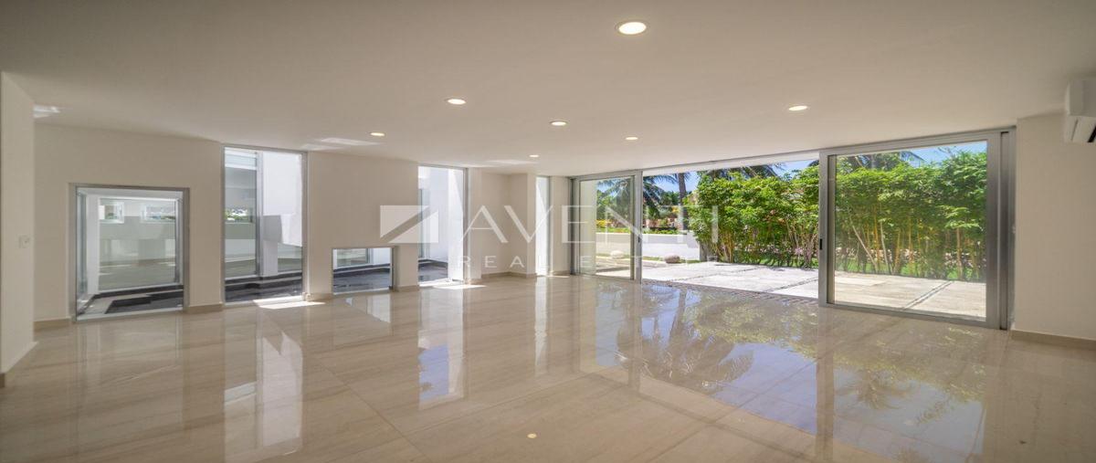 Foto de casa en venta en  , zona hotelera, benito juárez, quintana roo, 31544527 No. 04