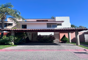 Foto de inmueble en Calzada De Los Cipréses 6825 #6825, Col. Ciudad Granja C.P. 45010, Zapopan