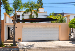 Foto de inmueble en Av. Vizcaínas 523, Carretas, 76050 Santiago de Querétaro, Qro. #523, Col. Carretas C.P. 76050, Querétaro