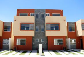 Foto de inmueble en 76137 Santa María Magdalena, Qro., Col. Santa María Magdalena C.P. 76137, Querétaro