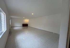 Foto de inmueble en Mar de Molucas 54, Lomas Lindas, 52947 Cdad. López Mateos, Méx. #54, Col. Lomas Lindas II Sección C.P. 52947, Atizapán de Zaragoza