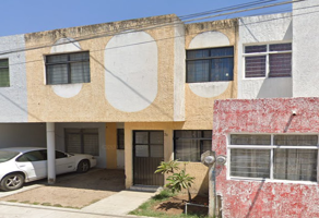 Foto de inmueble en Calle Cto El Porvenir 21, San Martin de Las Flores, 45629 San Pedro Tlaquepaque, Jal. #21, Col. El Cerrito C.P. 45629, San Pedro Tlaquepaque
