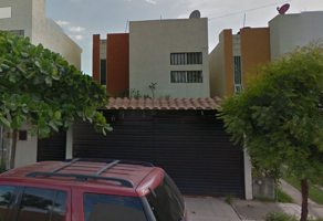 Foto de inmueble en C. P.º de las Sirenas Sur, 48280 Ixtapa, Jal., Col. Colina Universitaria C.P. 48280, Puerto Vallarta