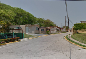 Foto de inmueble en Tulipanes 21 #21, Col. Democrática C.P. 92854, Tuxpan