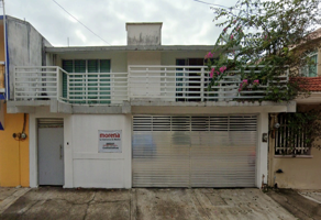 Foto de inmueble en Av Mariano Abasolo 905, Maria de la Piedad, 96410 Coatzacoalcos, Ver. #905, Col. Maria de La Piedad C.P. 96410, Coatzacoalcos
