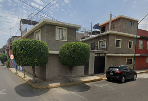 Foto de inmueble en BUGAMBILIA #8, Col. El Rosario C.P. 09930, Iztapalapa