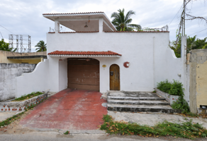 Foto de inmueble en Calle 51 Nte 74, 77526 Cancún, Q.R. #74, Col. Supermanzana 74 C.P. 77526, Benito Juárez