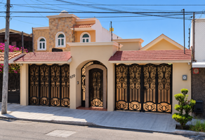 Foto de inmueble en Av Plateros 619, Carretas, 76050 Santiago de Querétaro, Qro. #619, Col. Carretas C.P. 76050, Querétaro