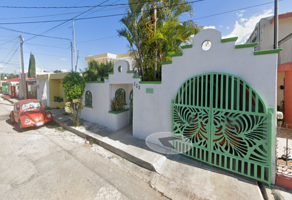 Foto de inmueble en Calle 21 #s/n, Col. Cortes Sarmiento C.P. 97168, Mérida