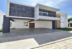 Foto de inmueble en Jacarandas, Coatepec, Ver., Col. Las Jacarandas C.P. 91519, Coatepec