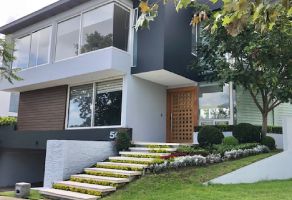 Foto de inmueble en Juan Palomar y Arias Coto Lomas del lago, Col. Jardines Universidad C.P. 45110, Zapopan