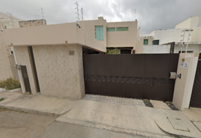 Foto de inmueble en C. 26, Col. Altabrisa, 97130 Mérida, Yuc., Col. Cumbres de Altabrisa C.P. 97130, Mérida