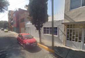 Foto de inmueble en Sur 103-A #45, Col. Santa Martha Acatitla C.P. 09510, Iztapalapa