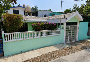 Foto de inmueble en Libertad 319, Tamaulipas, 93270 Poza Rica de Hidalgo, Ver. #319, Col. Tamaulipas C.P. 93270, Poza Rica de Hidalgo