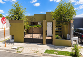 Foto de inmueble en Álsine 401, Acoros Sector II, 26083 Piedras Negras, Coah. #401, Col. Ampliación Año 2000 C.P. 26083, Piedras Negras
