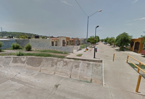 Foto de inmueble en C. San Mateo 7436, San Fernando, 82198 Mazatlán, Sin. #7436, Col. San Fernando C.P. 82198, Mazatlán