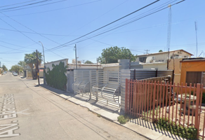 Foto de inmueble en Av. Ebanistas Sur, Libertad, Mexicali, B.C., Col. Mexicali C.P. 21396, Mexicali