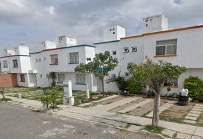 Foto de inmueble en Avenida Mercedarios #35, Col. Misión de Santa Cruz C.P. 76804, San Juan del Río
