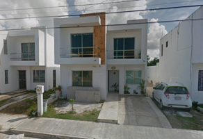 Foto de inmueble en Calle 20 de Noviembre, Col. Colonia México C.P. 24070, Campeche
