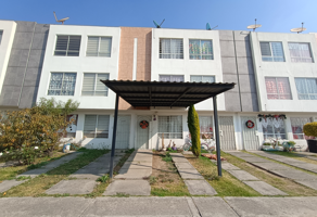 Foto de inmueble en LAGO DE CATEMACO #10, Col. San Martín Cuautlalpan C.P. 56644, Chalco