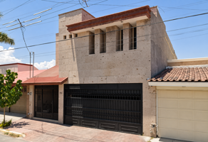 Foto de inmueble en París 352, El Campestre, 35080 Gómez Palacio, Dgo. #352, Col. Rincón Campestre C.P. 35080, Gómez Palacio