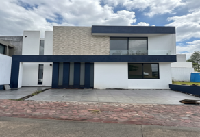 Foto de inmueble en Morelia 58358, 58350 Bosque Monarca, Mich. #58358, Col. Paseo de las Aves C.P. 58350, Morelia