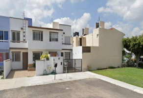 Foto de inmueble en Avenida del Tratoli, Col. Santuarios del Cerrito C.P. 76900, Corregidora