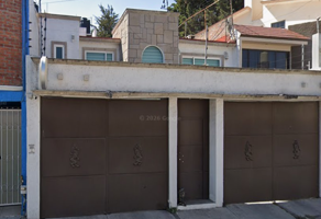 Foto de inmueble en C. Lirios 600, Casa Blanca, 52175 San Jerónimo Chicahualco, Méx. #600, Col. Casa Blanca C.P. 52175, Metepec
