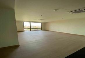 Foto de inmueble en Prolongación Corregidora Norte #1001, Col. Plaza del Parque C.P. 76169, Querétaro