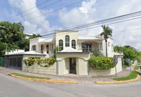 Foto de inmueble en Av Holbox Supermanzana 11, Cancún, Q.R., Col. Supermanzana 11 C.P. 77504, Benito Juárez