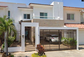 Foto de inmueble en Rio Cutzmala, Fluvial Vallarta, 48312 Puerto Vallarta, Jal. #GR, Col. Residencial Fluvial Vallarta C.P. 48312, Puerto Vallarta