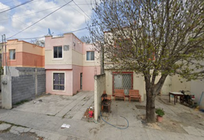Foto de inmueble en C Bugambilias #1538, Col. Residencial Hacienda los Nogales C.P. 67755, Linares