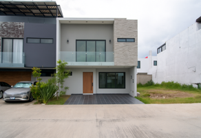 Foto de inmueble en Camino a las moras, Av. Arbolada Bosques de Sta. Anita 675, 45645 San Agustín, Jal. #675Int. 89, Col. La Cibela C.P. 45645, Tlajomulco de Zúñiga