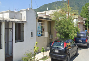 Foto de inmueble en San Gabriel 804, Santa Monica Sector 8, Jardines de la Silla, 67250 Jardines de la Silla, N.L. #804, Col. Hacienda Santa Lucia C.P. 67250, Juárez